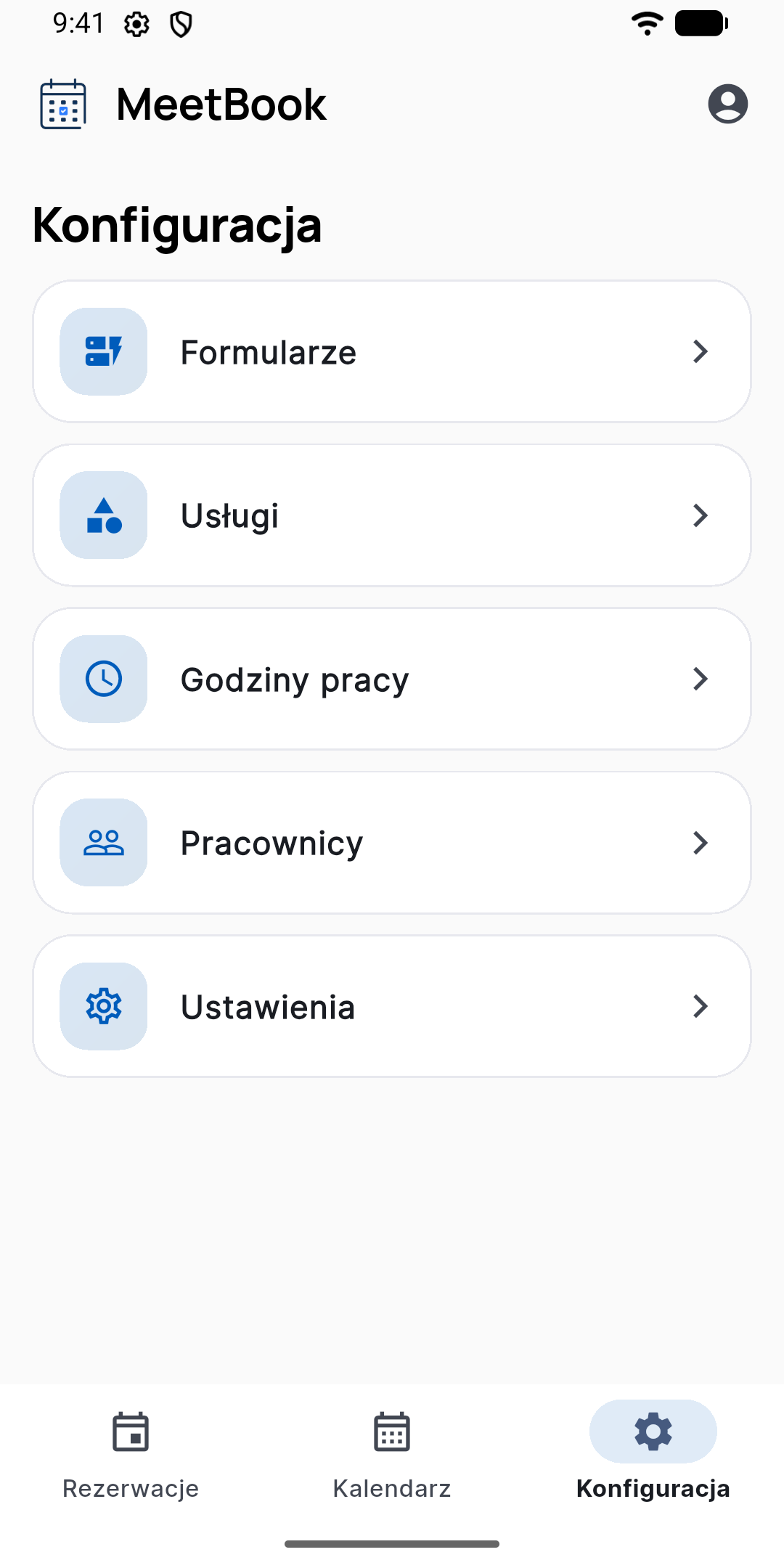Ekran konfiguracji w aplikacji MeetBook: formularze, usługi, godziny pracy, pracownicy